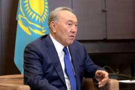 Экс-президент Казахстана предложил России и США провести саммит по ядерному разоружению
