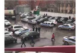 Экс-владелец фабрики «Меньшевик» Аверьянов открыл стрельбу и захватил заложников