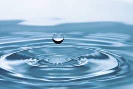 Эксперты опровергли мифы о необходимости выпивать 2 литра воды в день