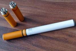 Электронные сигареты оказались вреднее обычных