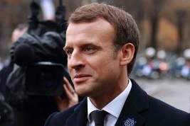 Эммануэля Макрона назвали самым никчёмным президентом Франции на встрече с избирателями