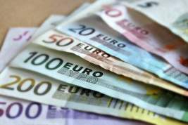 За нарушение ограничений в период локдауна в Латвии ввели штрафы до 2000 евро