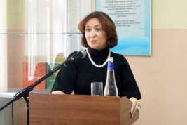«Золотая судья» Елена Хахалева скрылась от уголовного преследования за границей