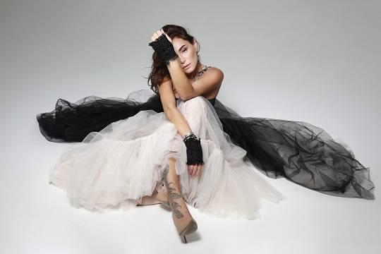 Аннэтэс Рудман выпустила аудиоверсию дебютного поэтического сборника Начало. Я однажды жила