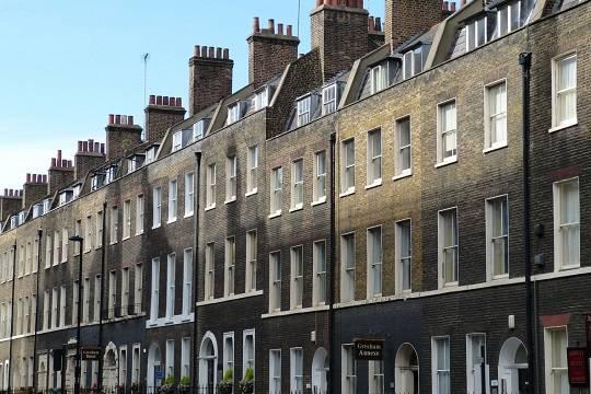 Bloomberg: Лондон рискует стать городом без детей