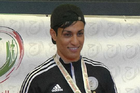 Боксёрша Иман Хелиф решила засудить Илона Маска и Джоан Роулинг за интернет-травлю