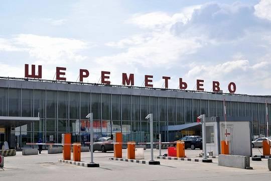 Бросивший ребёнка на пол в Шереметьево мужчина находился под действием наркотиков