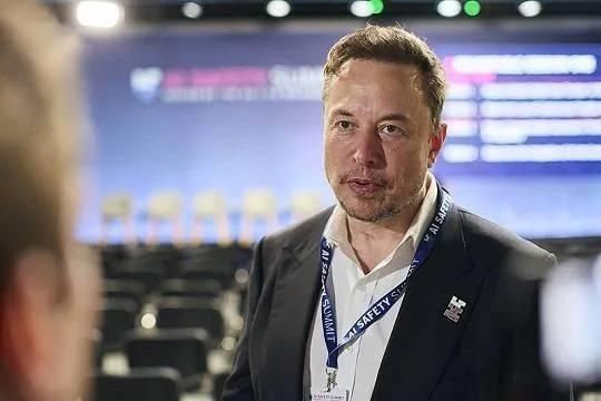 Член британского парламента Дейви обвинил Маска в разжигании насилия
