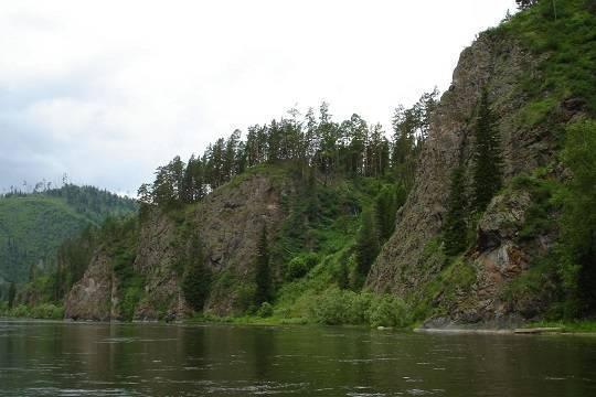 Две туристки видели пропавшую в Красноярском крае семью у горы Буратинка