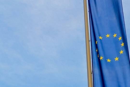 Еврокомиссия рекомендовала предоставить Украине и Молдавии статус кандидата в ЕС, Грузии отказали