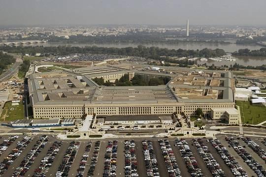 Глава Пентагона обвинил Китай в желании захватить Панамский канал