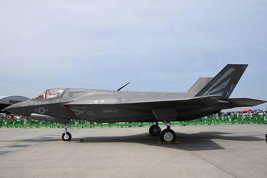 Италия развернула истребители пятого поколения F-35B в 200 км от российской границы