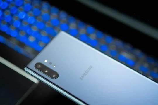 Известия сообщили о планах Samsung вернуться на российский рынок до конца года