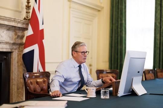 Кир Стармер экстренно покинул Данию из-за теракта у синагоги в Манчестере