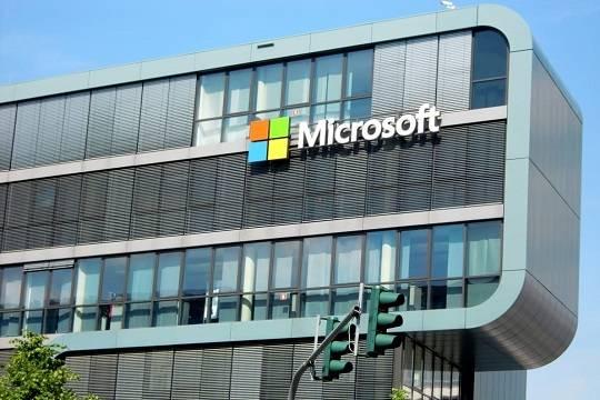 Корпорация Microsoft значительно сократит свою деятельность в России
