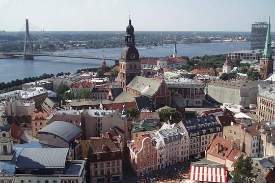 Латвия понизит уровень дипотношений с Россией вслед за Эстонией