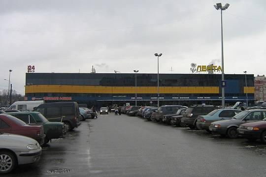 Лента может приобрести гипермаркеты Магнит