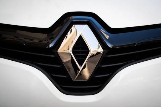 :   Renault    