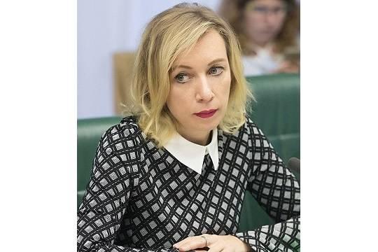 Мария Захарова ответила на угрозы Эстонии лишать вида на жительство из-за позиции по памятникам