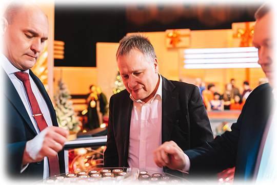 Как государственный контроль, тиражная комиссия и дополнительный киберконтроль F6 обеспечивают прозрачность Новогоднего миллиарда и где проверить результаты розыгрыша