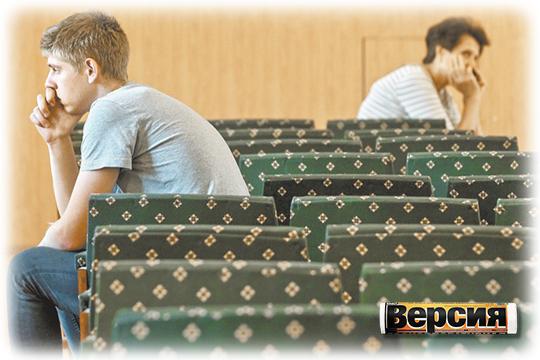 Министры Кравцов и Фальков как будто играют на руку воротилам из Сколково, которые сколачивают миллиарды на судьбах вчерашних школьников