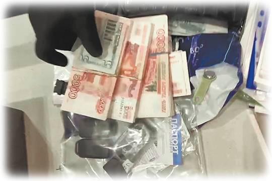 Москвичка нашла на балконе 100 миллионов рублей