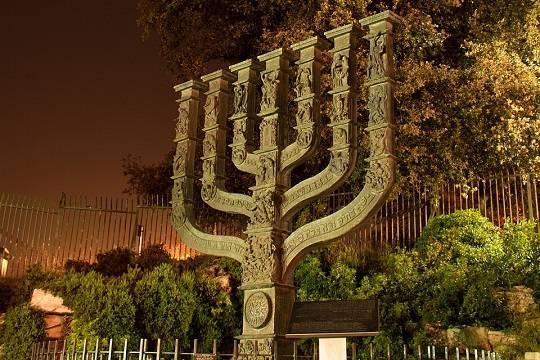 Накануне протестов Израиль и Иран тайно договорились через Россию не наносить удары первыми