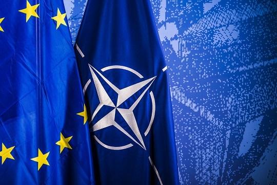 НАТО сократит своё присутствие в Косово