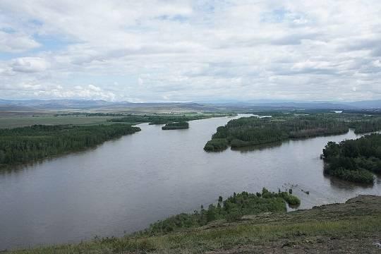 Названы сроки ликвидации последствий разлива топлива в Енисее