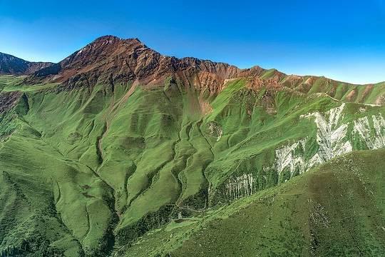 New York Times включила Кыргызстан в список лучших мест для путешествий в 2026 году