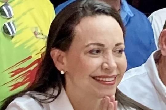 Нобелевскую премию мира вручили дочери Марии Корины Мачадо