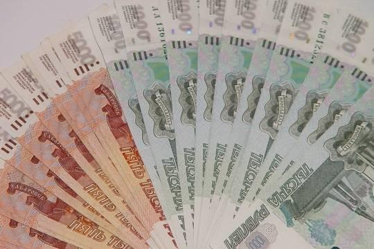 Опрос: больше четверти россиян хранят сбережения в наличных
