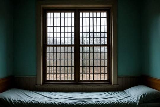 Петербурженка обвинила рехаб в пытках пациентов и изнасиловании