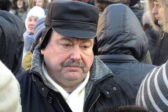 Призывающий к смене власти в России Геннадий Гудков продолжает зарабатывать в стране сотни миллионов