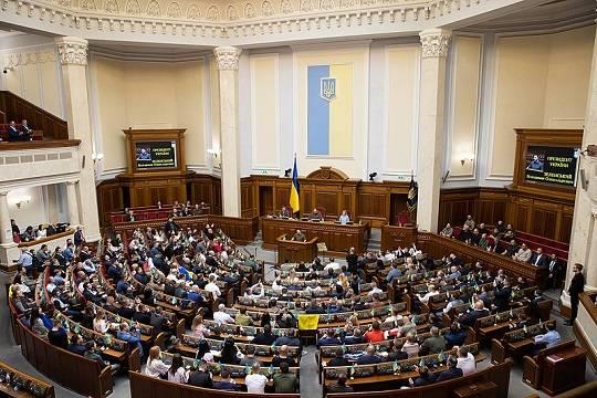 Рада одобрила законопроект об отмене наказания за самовольное оставление части