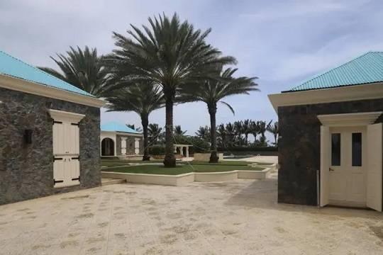 Российский бизнесмен Умар Джабраилов засветился в файлах Эпштейна