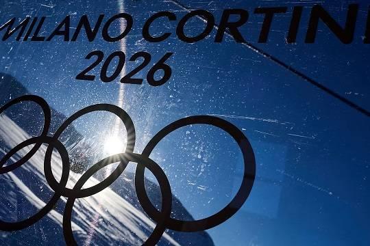 Российскому лыжнику Коростелеву не досталось смартфона и презервативов на Олимпиаде в Милане