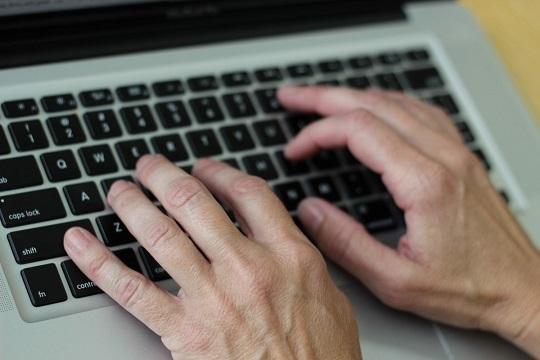 Россиян предупредили об активизации мошенников в преддверии Дня Знаний
