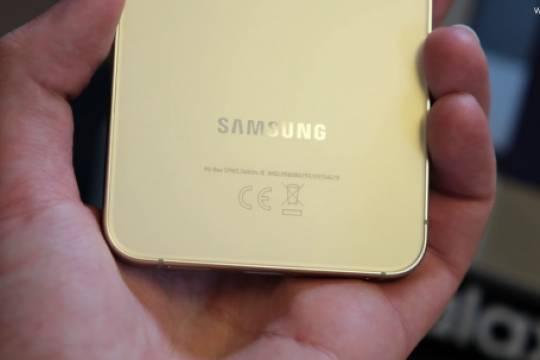 Samsung передумала выпускать тонкие смартфоны по одной причине