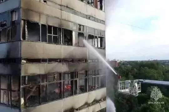 Собственницу сгоревшего во Фрязино здания бывшего НИИ отправили под домашний арест
