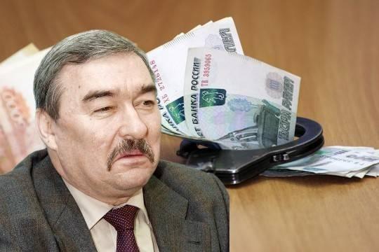 Соратники Петра Кондрашева один за другим оказываются в тюрьме, а бывший главный бенефициар по-прежнему живет в Австрии