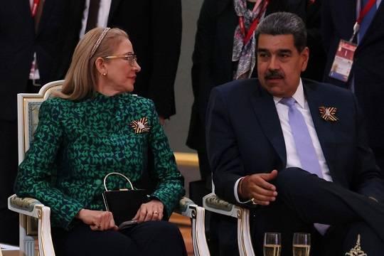 Спецназ США не собирался захватывать вместе с Мадуро его жену