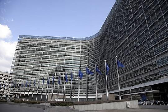 Стало известно о нежелании ЕК полностью разморозить средства для Венгрии