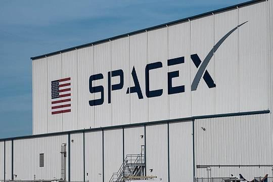 Стоимость акций SpaceX рухнула на 400 миллиардов долларов