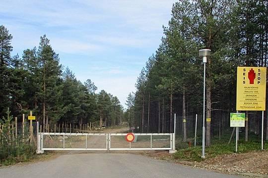 STT: в Финляндии одобрили законопроект о беженцах на границе с РФ