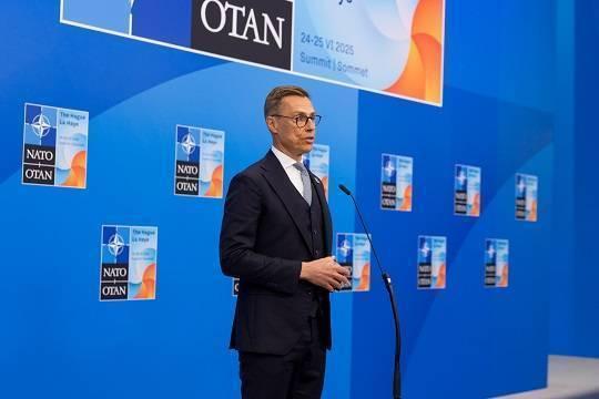 Стубб призвал Европу сесть за стол переговоров с Россией и предупредил о риске оказаться на столе при ином раскладе