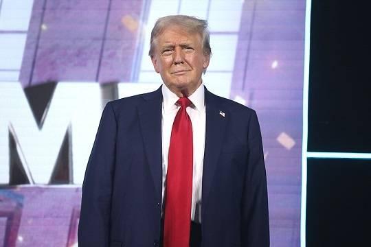 Трамп обвинил Зеленского в препятствовании мирному урегулированию на Украине