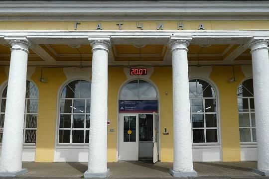 Убийца 12-летней девочки в Ленобласти задушил ее лямкой рюкзака и пытался сбежать за границу