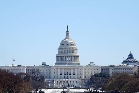 Украинскому кандидату в конгресс США запретили приходить на пляж после драки
