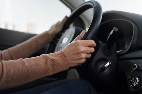 В 2025 году в России резко упал импорт новых легковых автомобилей